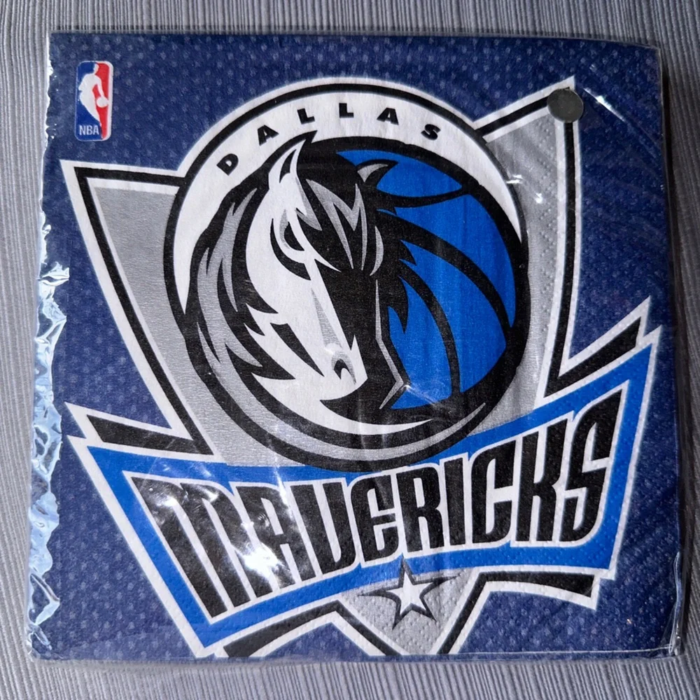 Dallas Mavericks NBA Pro Basketball Sports Banquet Party Paper Luncheon Napkins